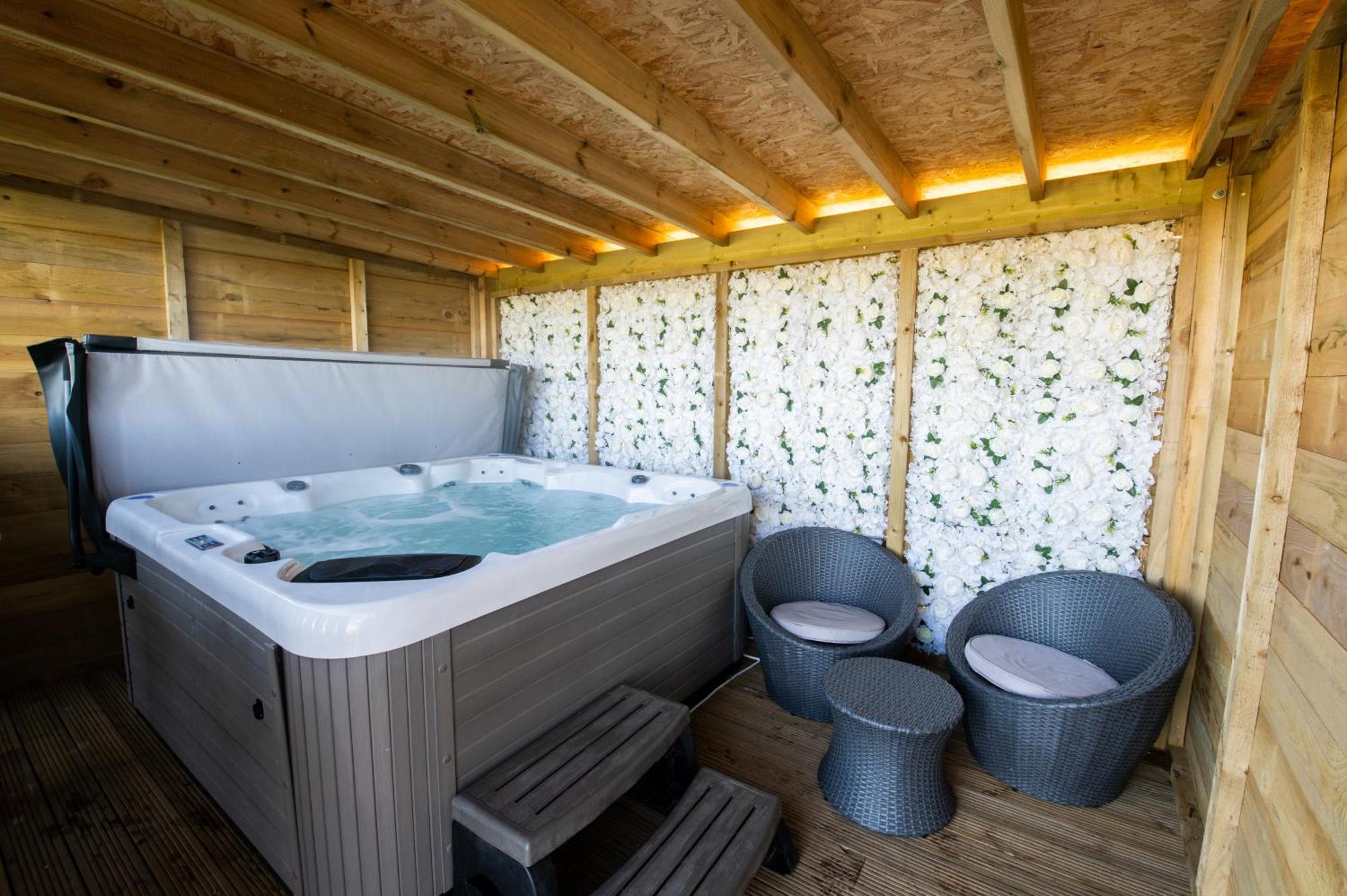 Lincoln Yurts Hotell Exteriör bild