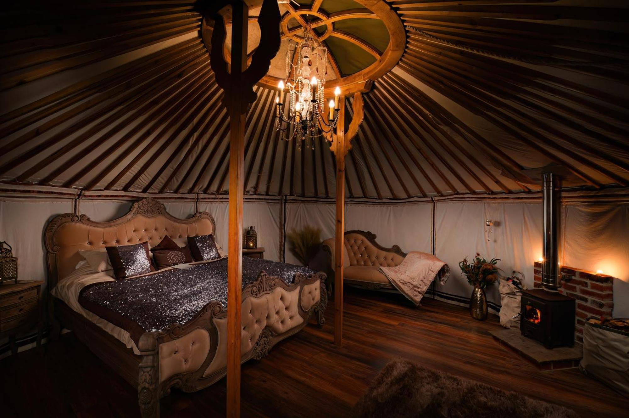 Lincoln Yurts Hotell Exteriör bild