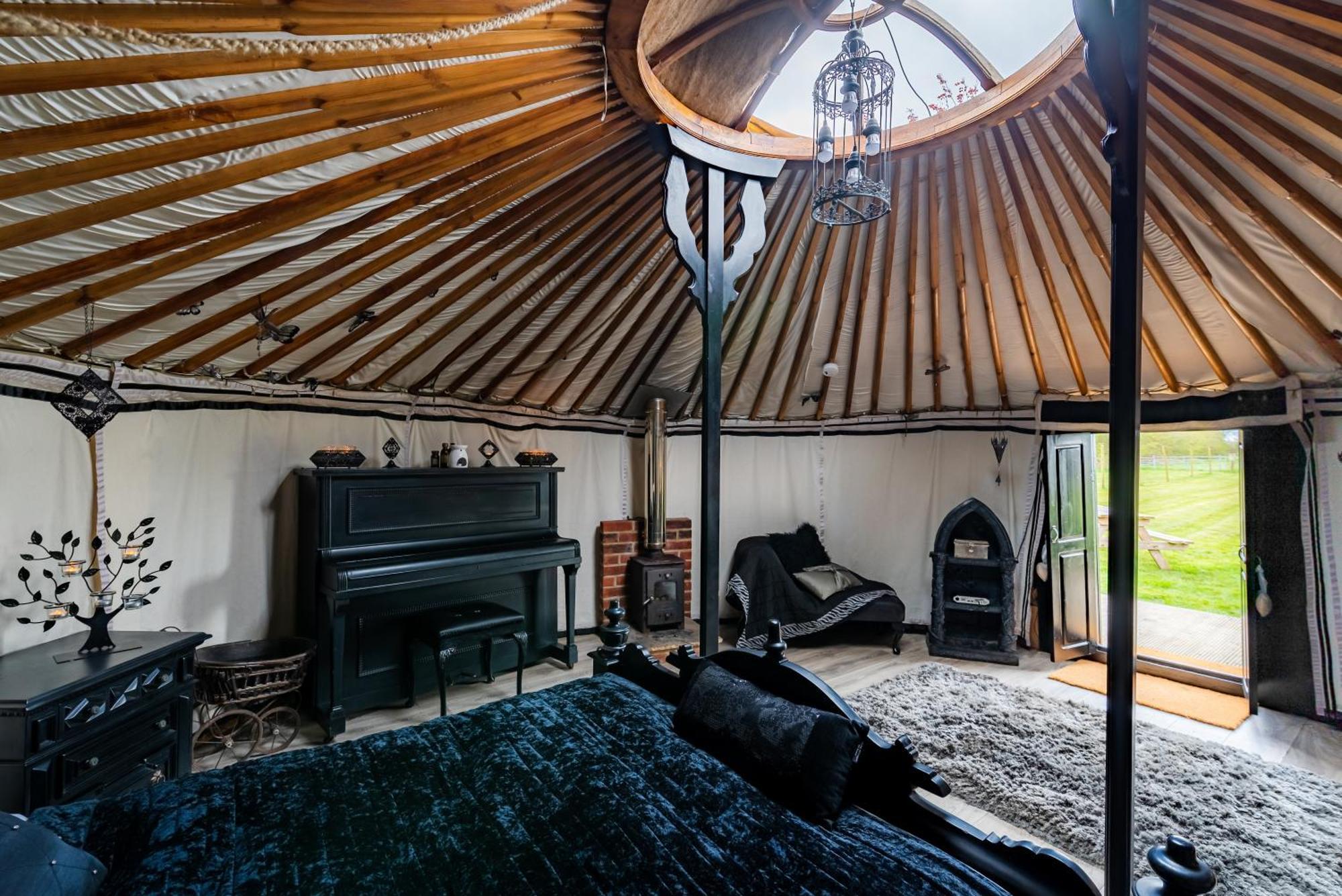 Lincoln Yurts Hotell Exteriör bild